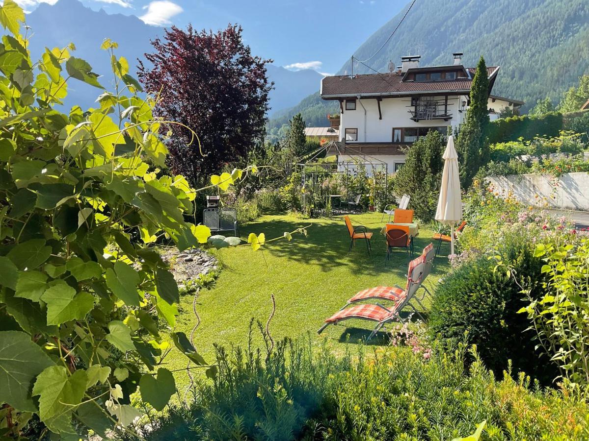 Comfortable Apartment In A Beautiful Surrounding Sautens Exterior foto